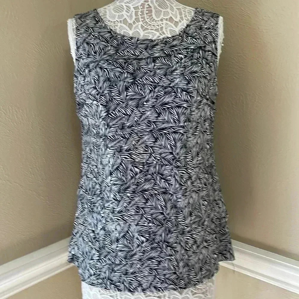 Dressbarn Collection Shell
